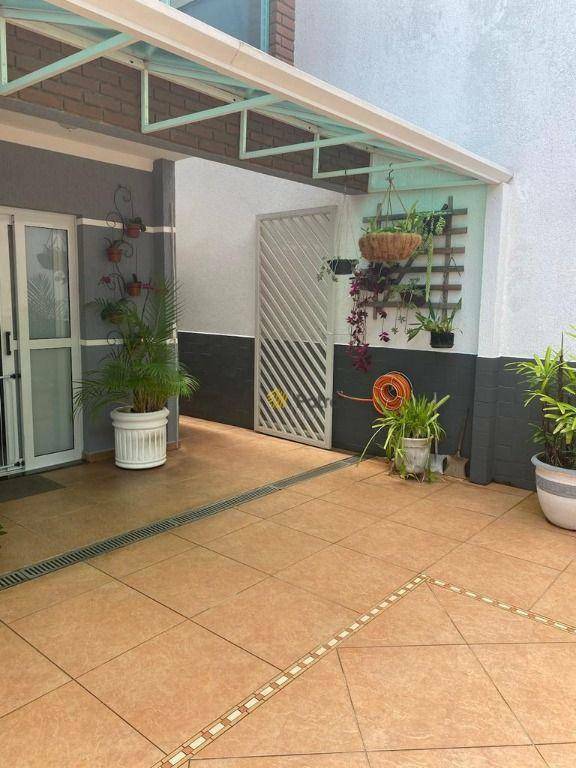 Sobrado à venda com 3 quartos, 264m² - Foto 17