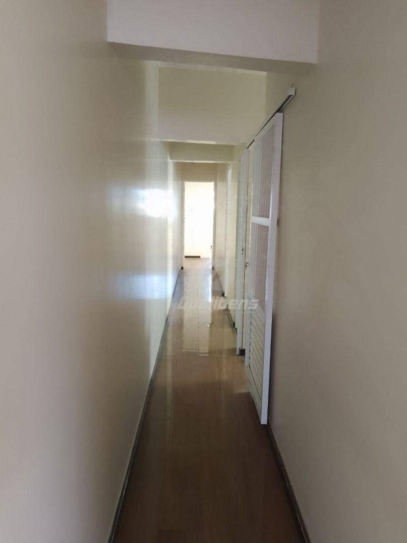 Casa para alugar com 2 quartos, 115m² - Foto 12