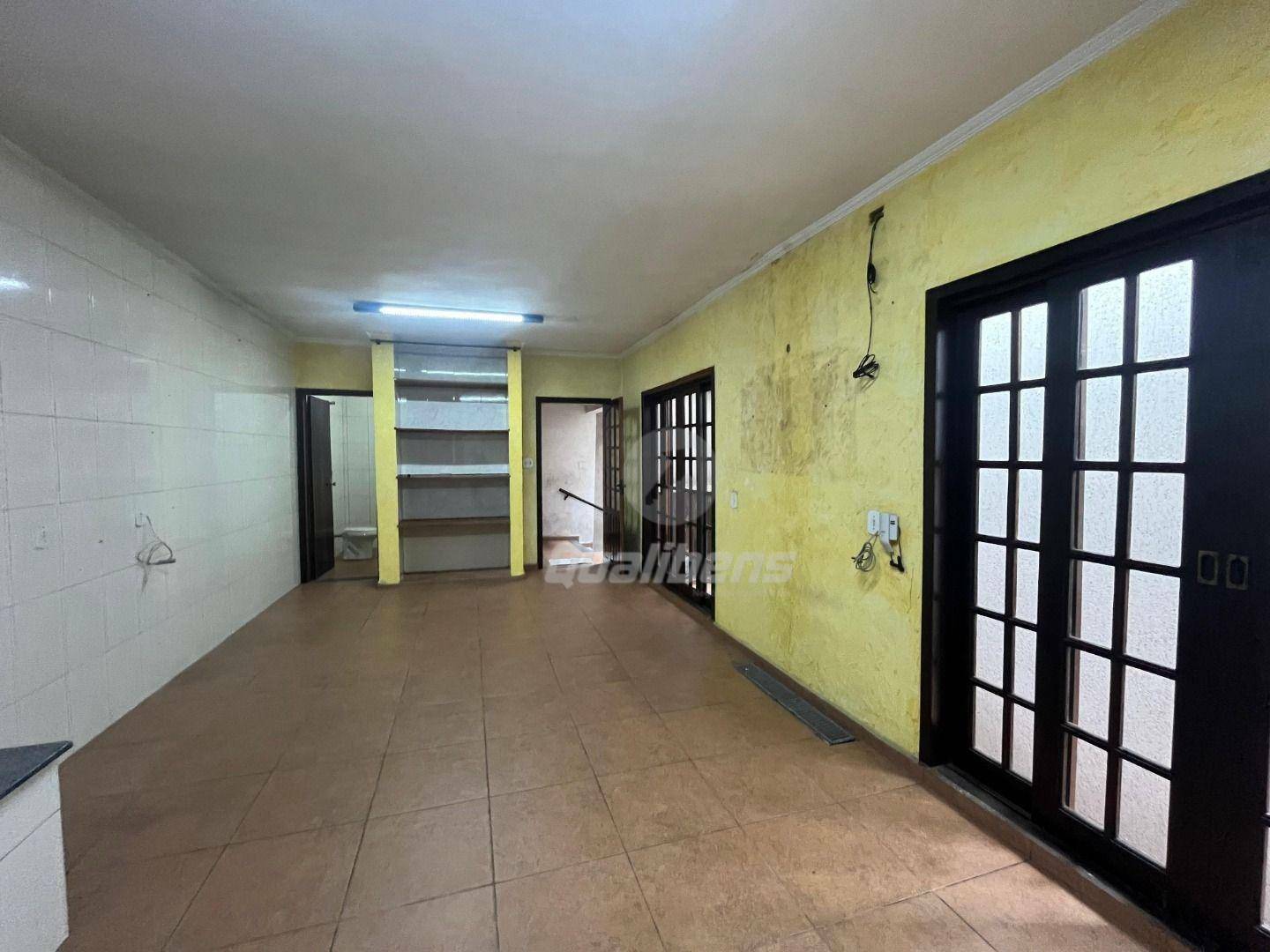 Sobrado para alugar com 3 quartos, 323m² - Foto 14