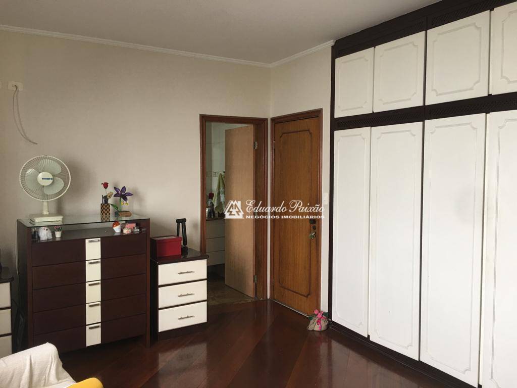 Casa à venda com 3 quartos, 280m² - Foto 10