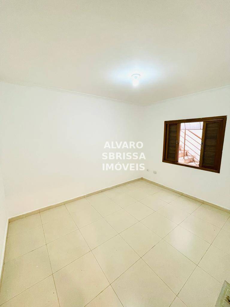 Casa à venda com 2 quartos, 130m² - Foto 9