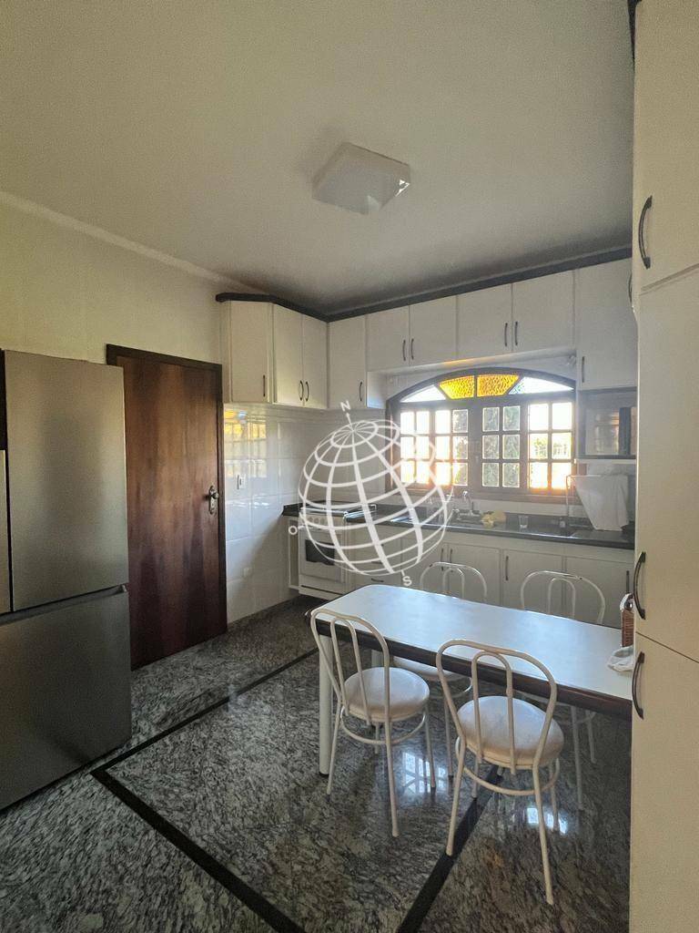 Casa de Condomínio para alugar com 4 quartos, 520m² - Foto 19