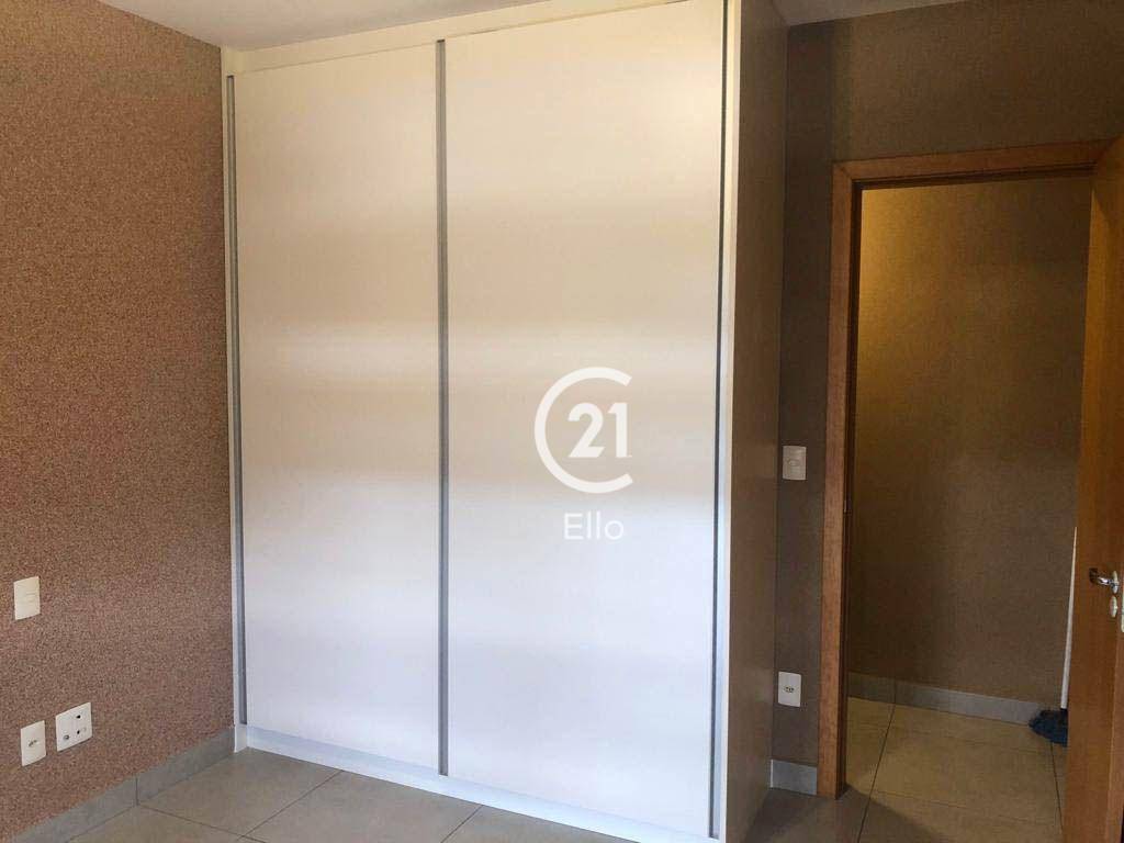 Apartamento à venda com 4 quartos, 208m² - Foto 7