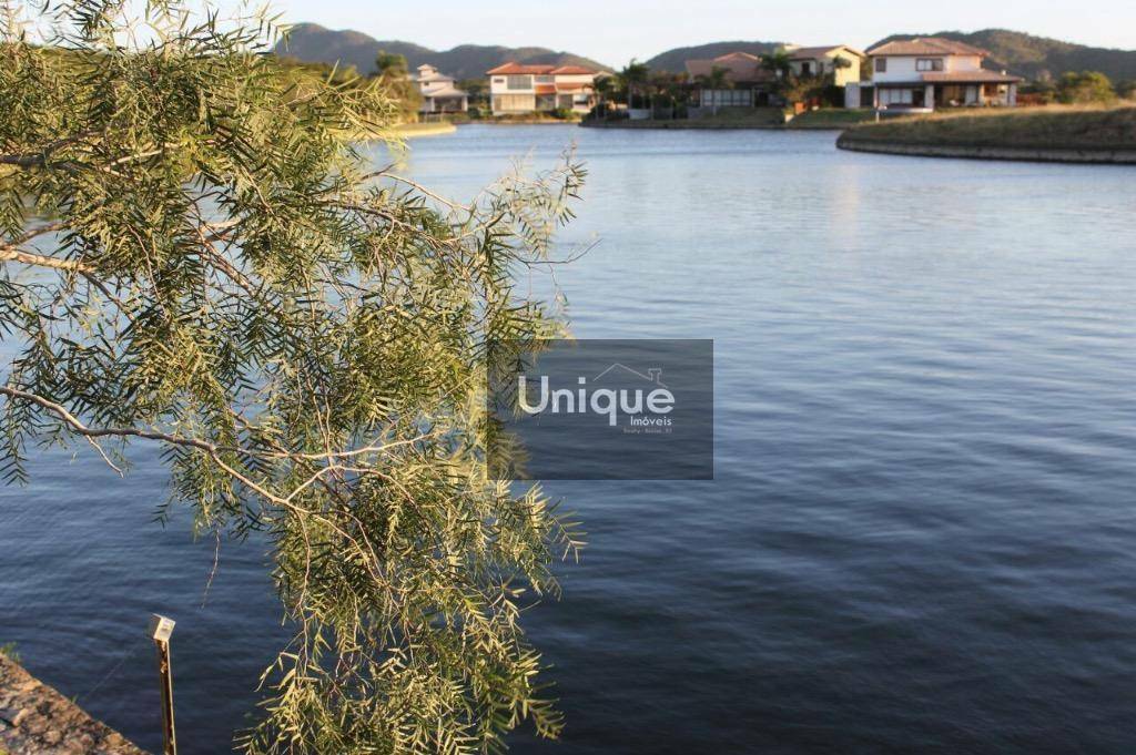 Casa de Condomínio à venda com 4 quartos, 280m² - Foto 20