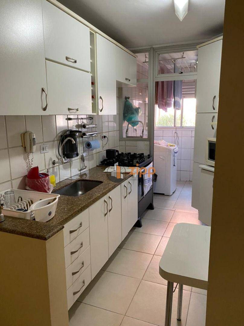 Apartamento à venda com 3 quartos, 70m² - Foto 8