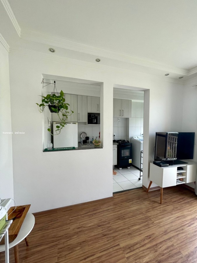 Apartamento à venda com 2 quartos, 48m² - Foto 2
