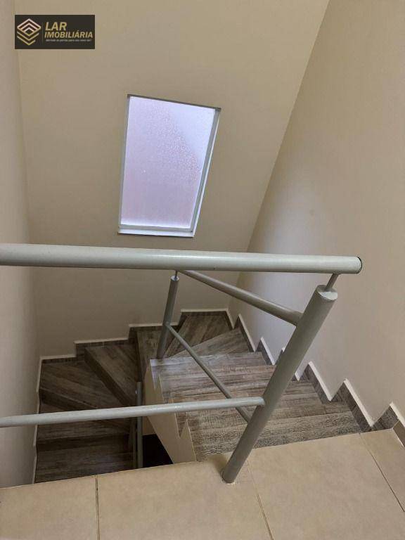 Casa para alugar com 2 quartos, 951m² - Foto 11