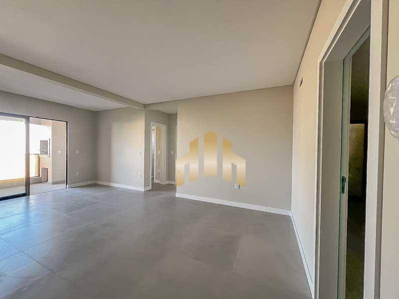 Apartamento à venda com 2 quartos, 85m² - Foto 5