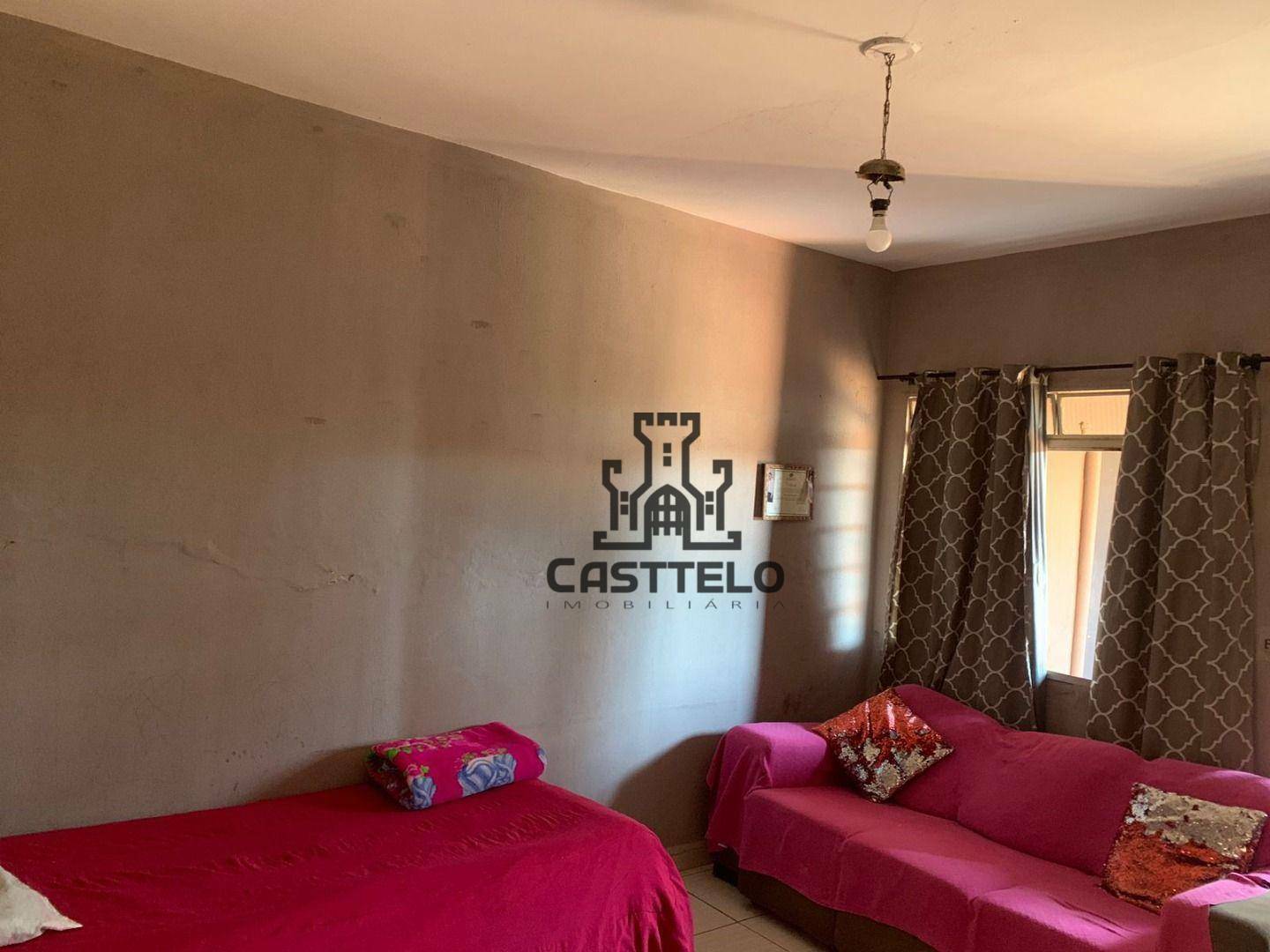 Casa à venda com 1 quarto, 90m² - Foto 2