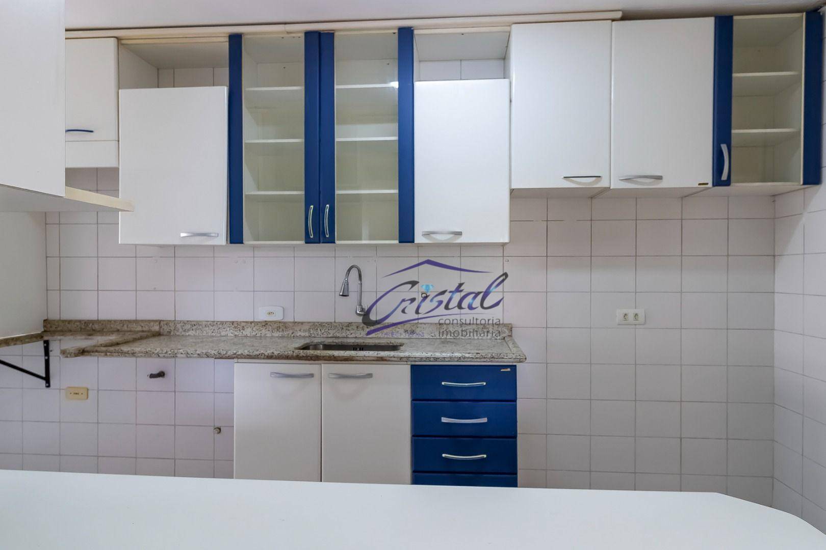 Apartamento à venda com 3 quartos, 76m² - Foto 12