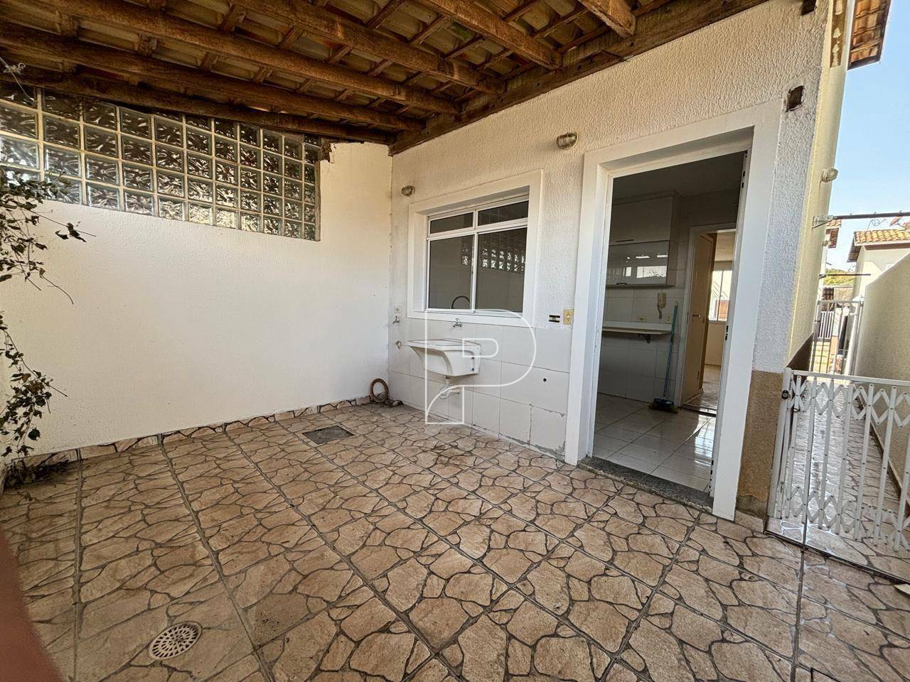 Casa de Condomínio à venda e aluguel com 2 quartos, 60m² - Foto 9