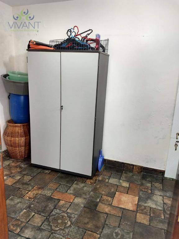 Sobrado para alugar com 3 quartos, 327m² - Foto 43