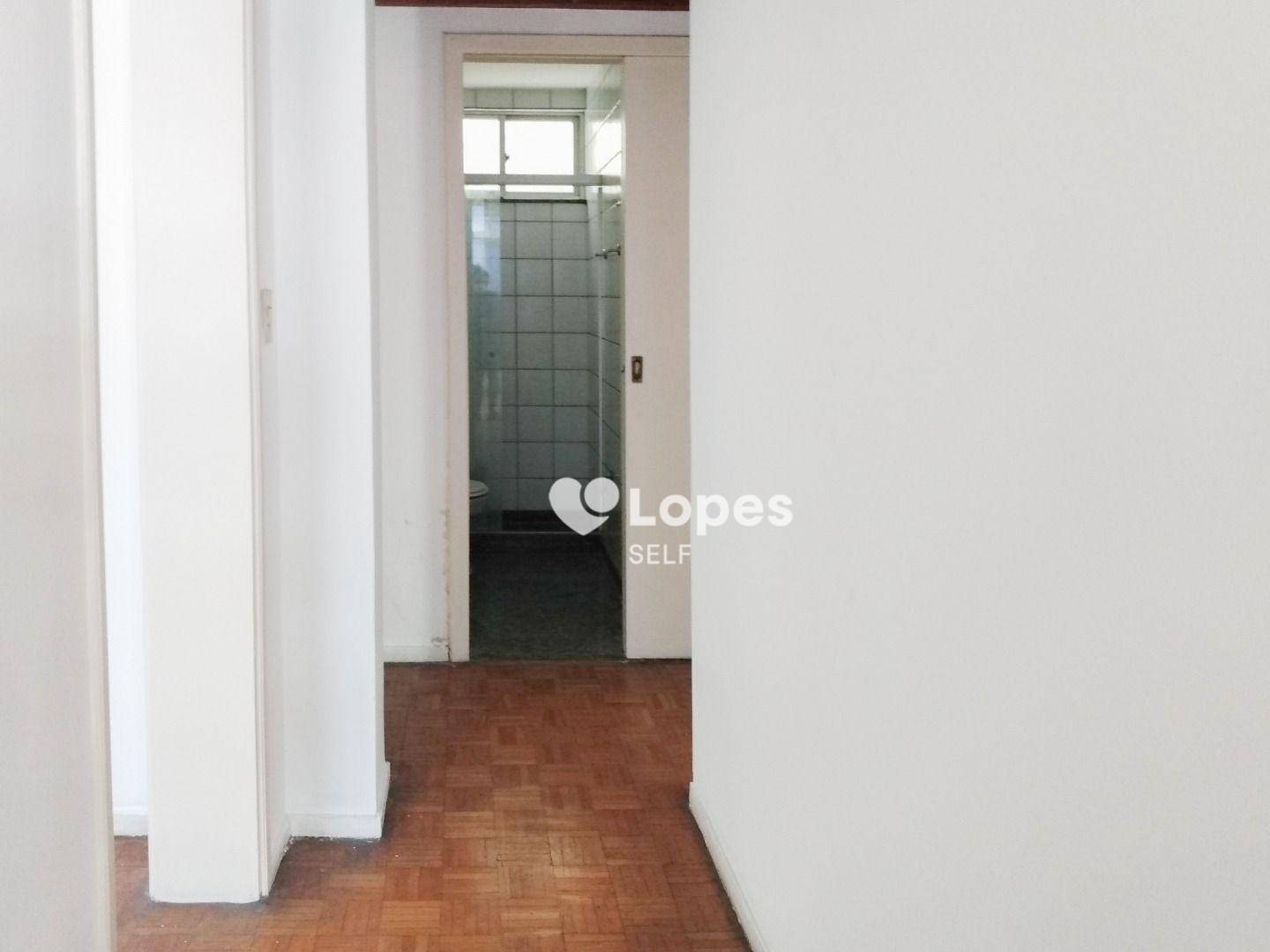 Apartamento à venda com 3 quartos, 133m² - Foto 3