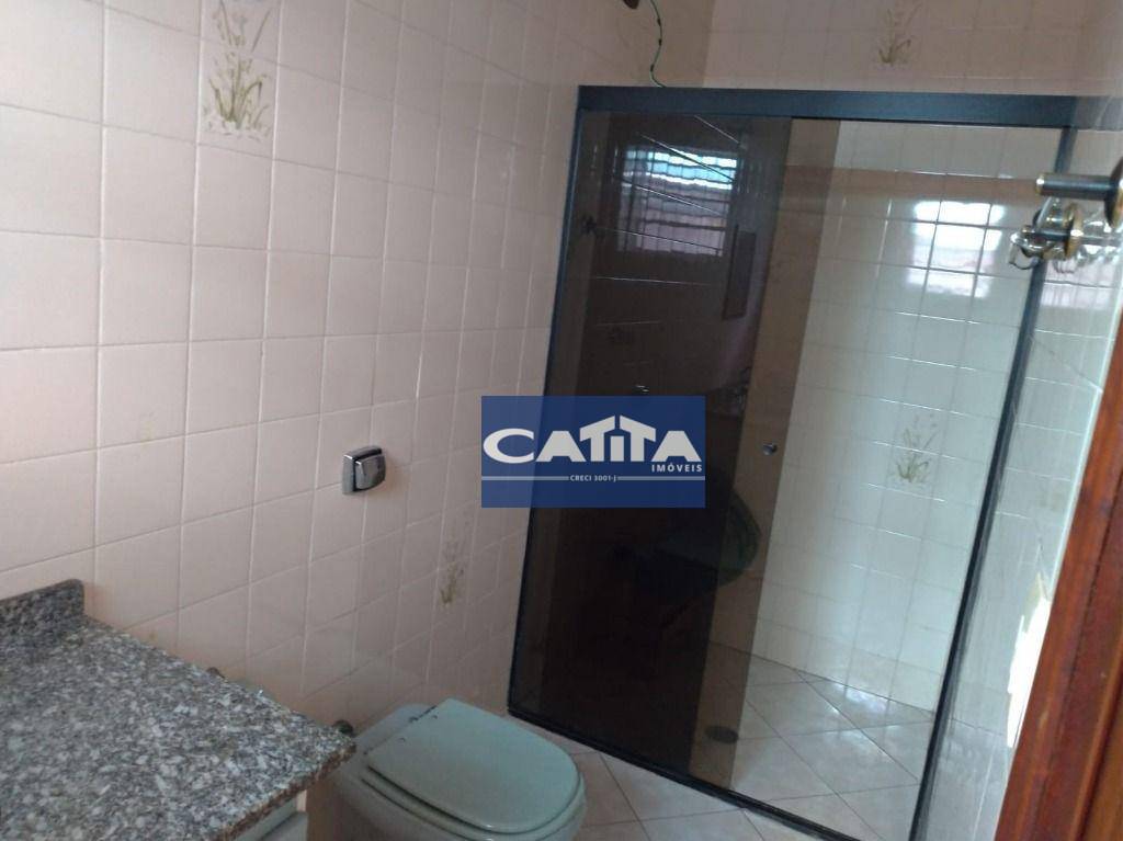 Casa à venda e aluguel com 3 quartos, 200m² - Foto 14