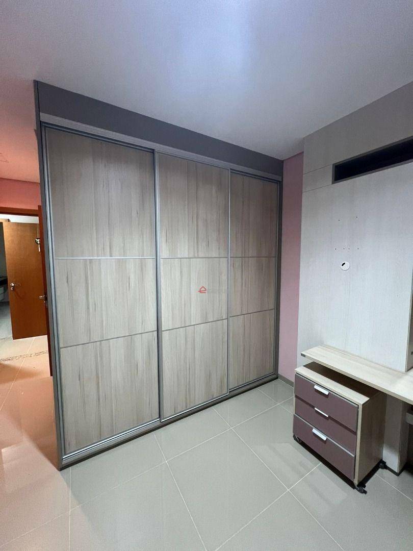 Apartamento à venda com 3 quartos, 146m² - Foto 11