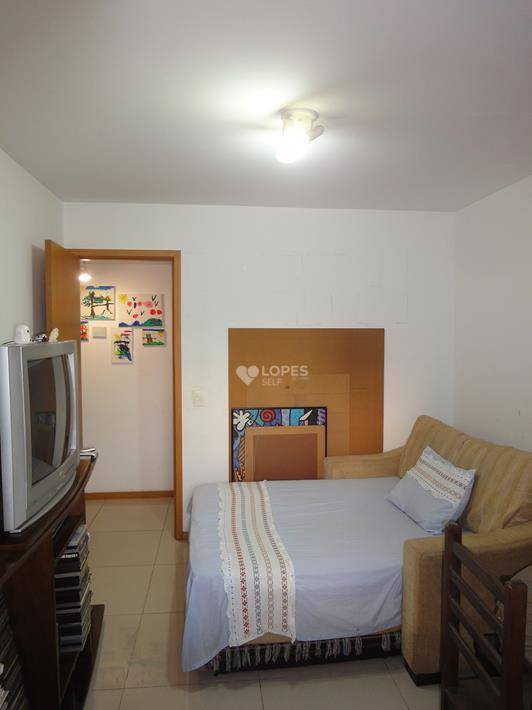 Apartamento à venda com 3 quartos, 118m² - Foto 12