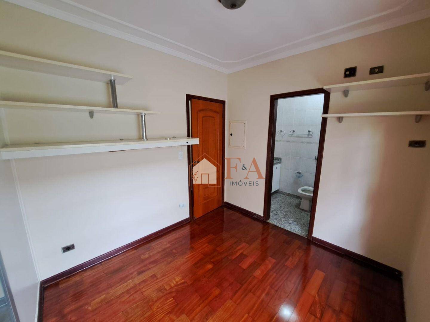 Casa de Condomínio à venda com 3 quartos, 241m² - Foto 11