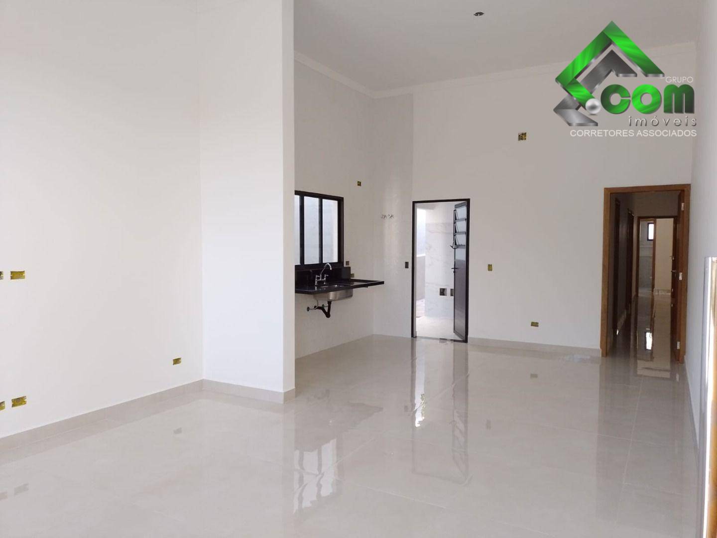 Casa à venda com 3 quartos, 93m² - Foto 2