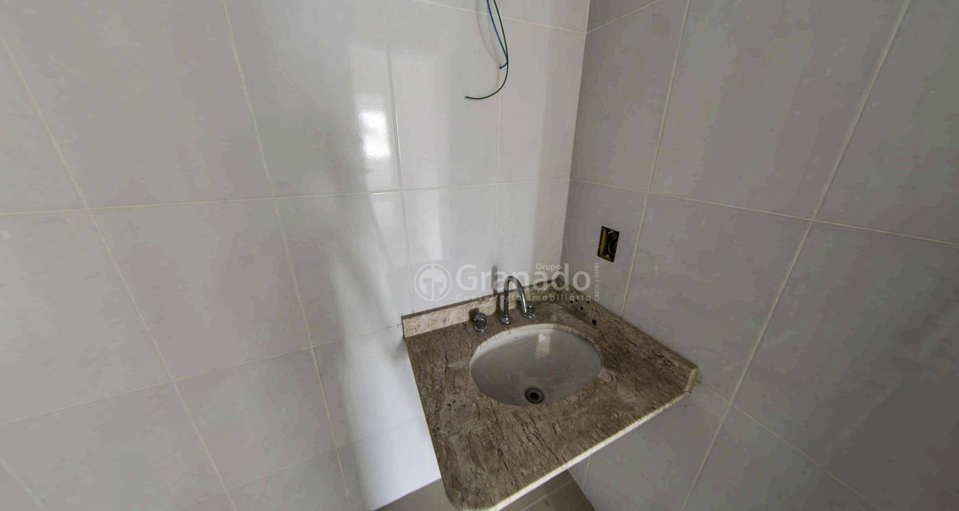 Apartamento à venda com 3 quartos, 67m² - Foto 2