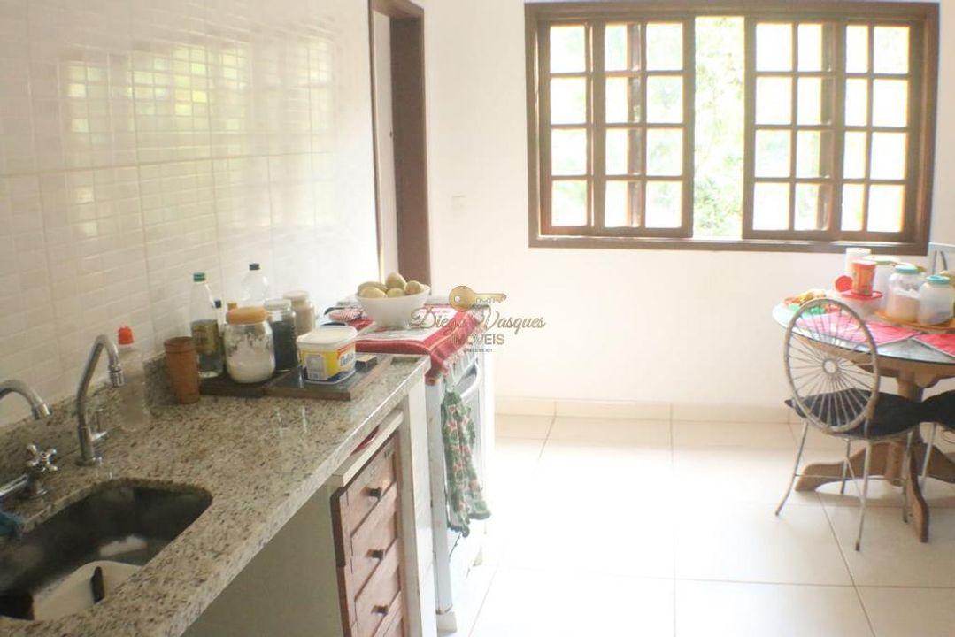 Casa de Condomínio à venda com 3 quartos, 270m² - Foto 32