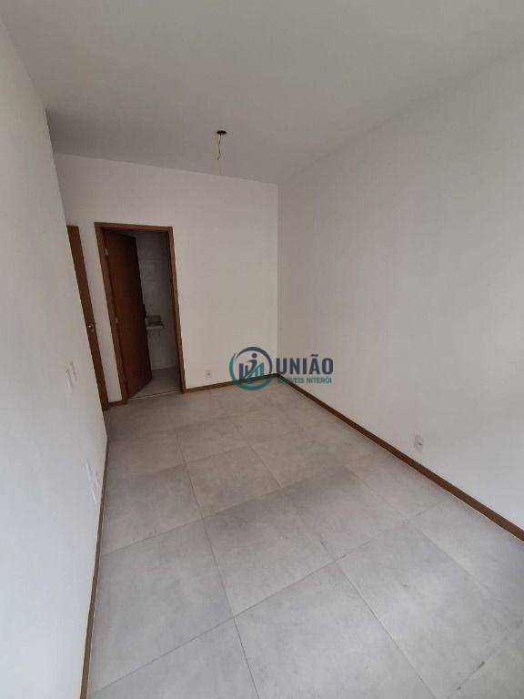 Apartamento à venda com 2 quartos, 63m² - Foto 9