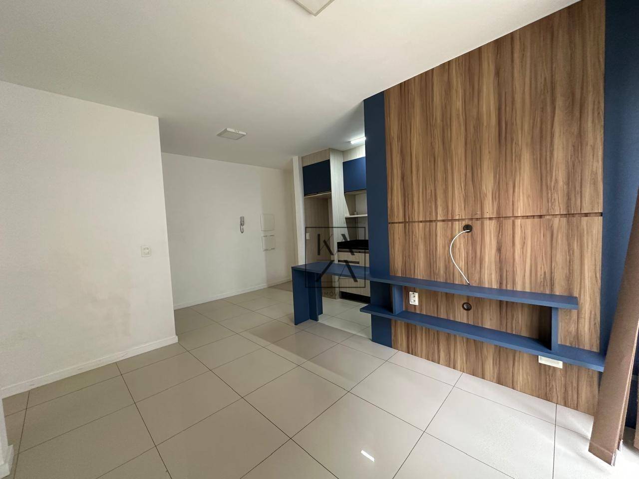 Apartamento à venda com 2 quartos, 61m² - Foto 4