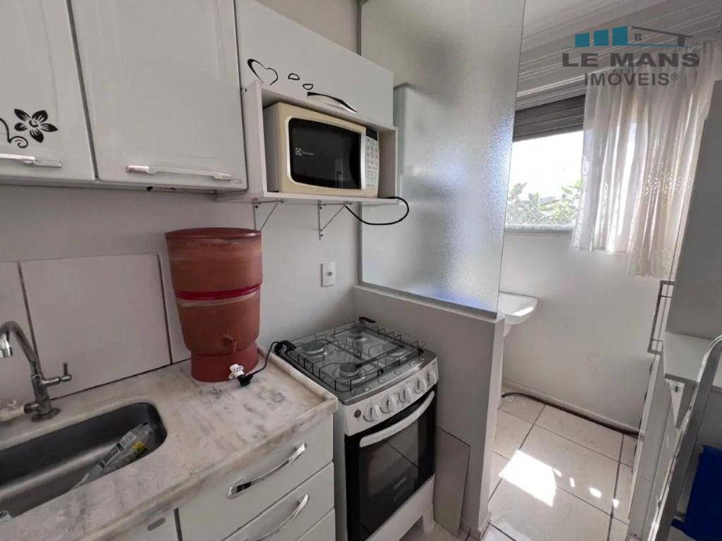 Apartamento à venda com 2 quartos, 48m² - Foto 5