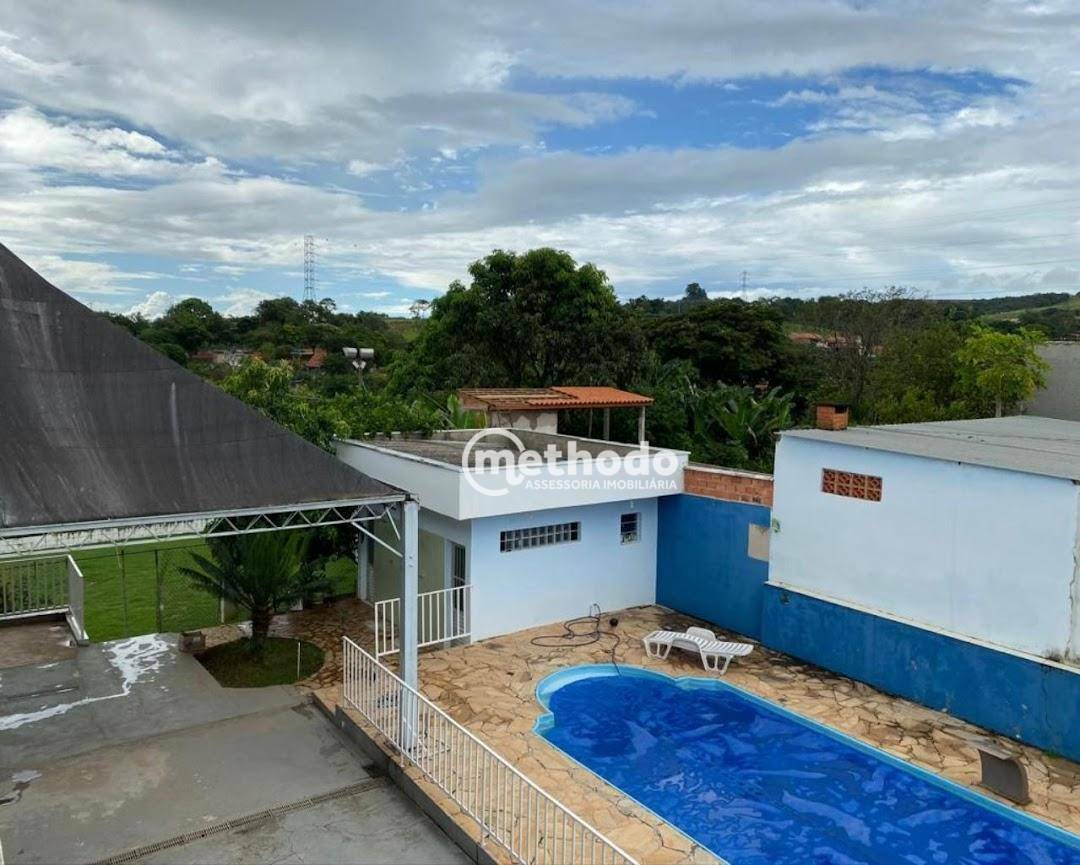 Chácara à venda com 3 quartos, 1280m² - Foto 1