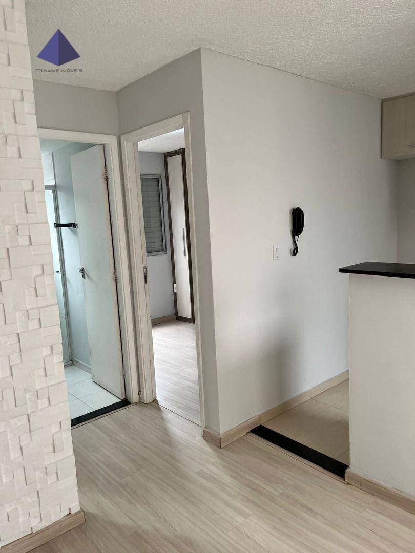 Apartamento à venda com 2 quartos, 45m² - Foto 2