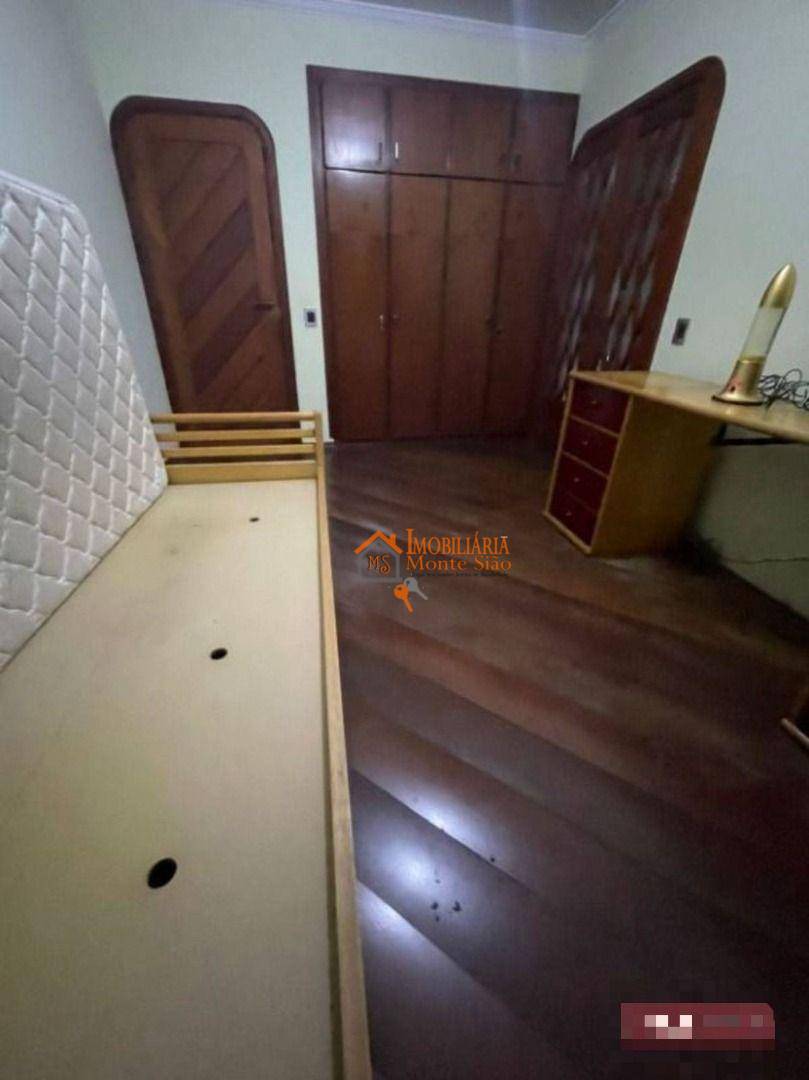 Casa à venda com 3 quartos, 380m² - Foto 22