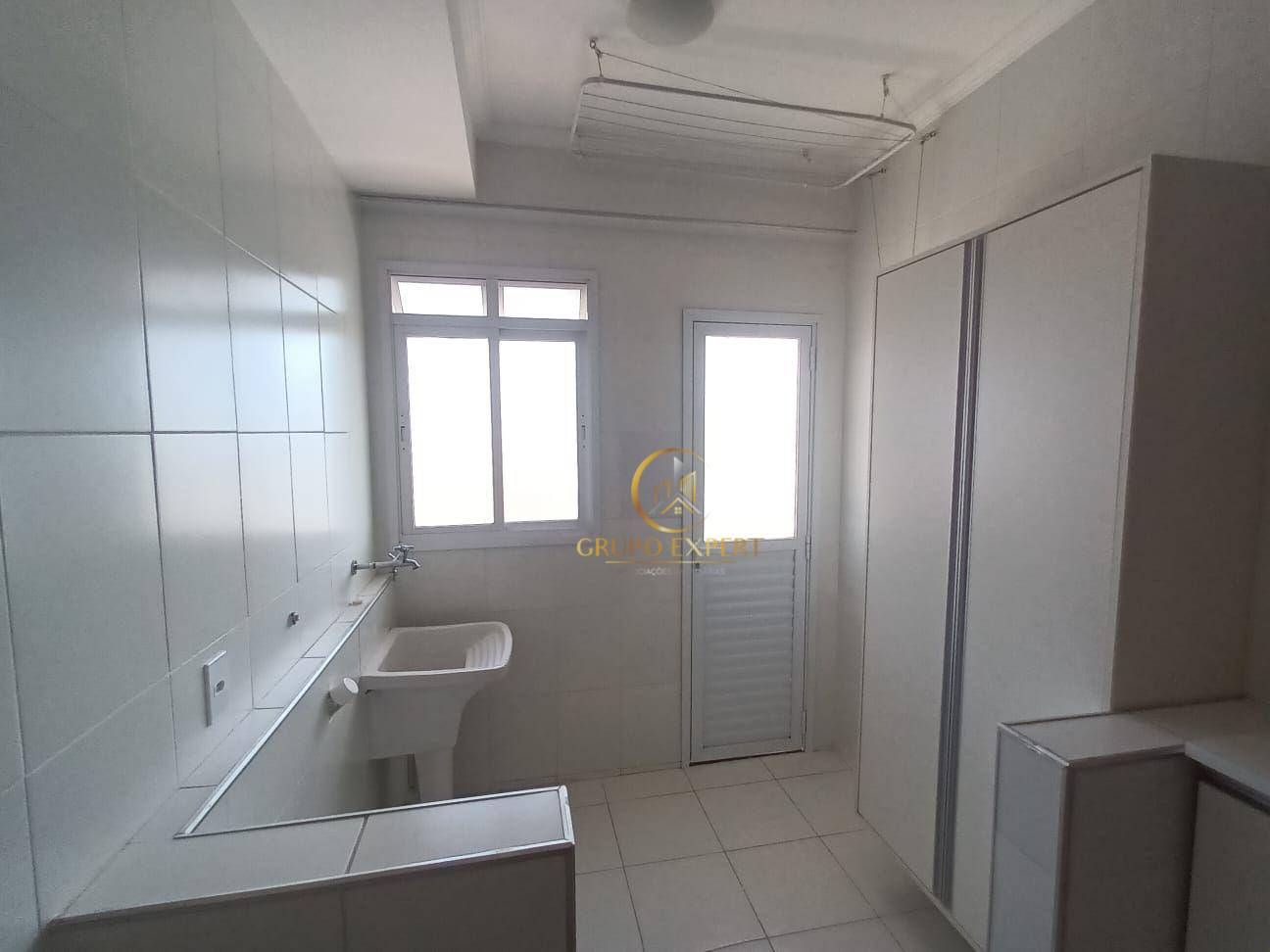 Apartamento à venda com 2 quartos, 81m² - Foto 18