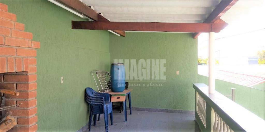 Sobrado à venda com 3 quartos, 240m² - Foto 30