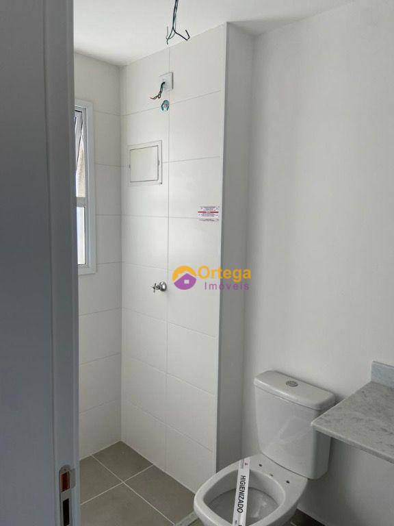 Apartamento à venda com 3 quartos, 70m² - Foto 15