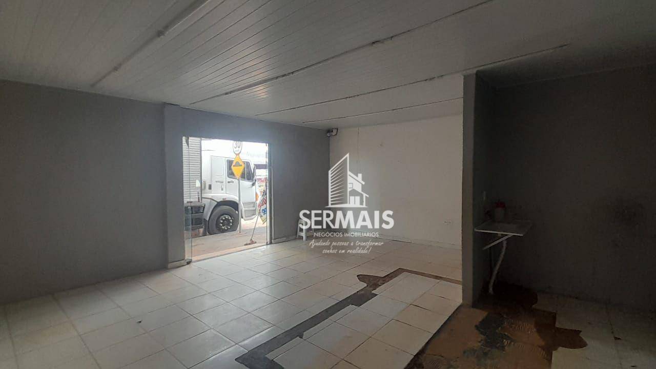 Casa para alugar com 3 quartos, 250m² - Foto 31