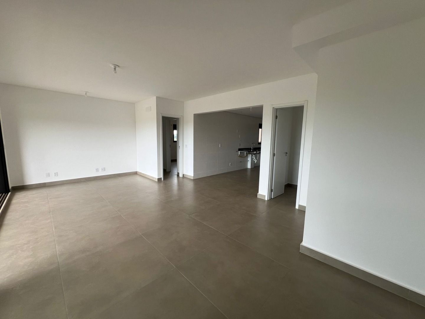 Apartamento à venda com 3 quartos, 151m² - Foto 5