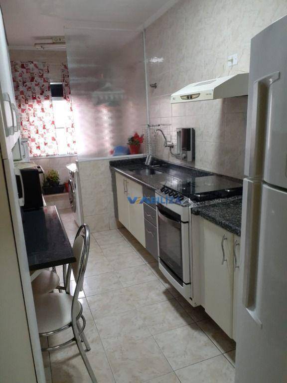 Apartamento à venda com 2 quartos, 65m² - Foto 3