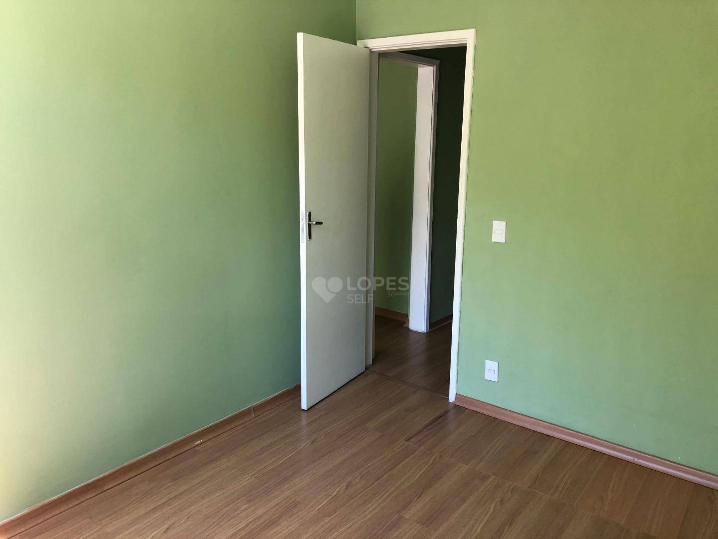 Apartamento à venda com 2 quartos, 56m² - Foto 4