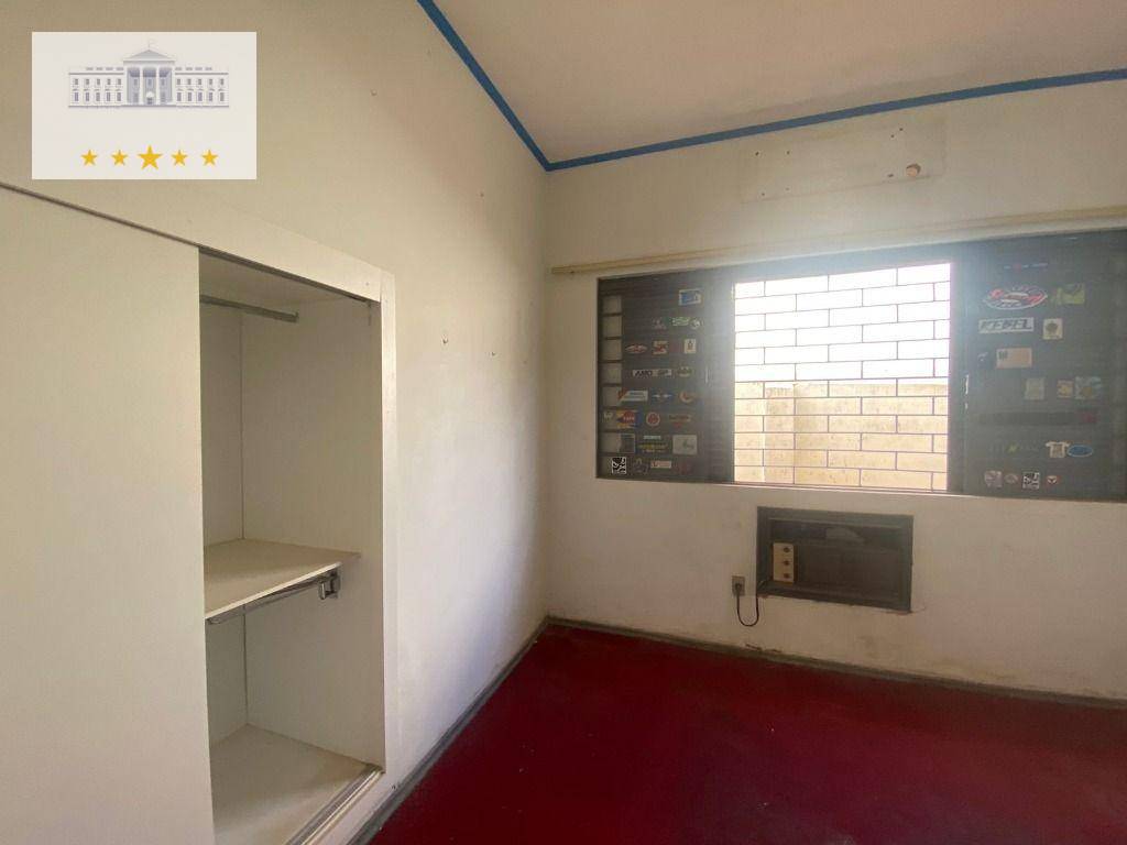 Casa à venda com 3 quartos, 196m² - Foto 3