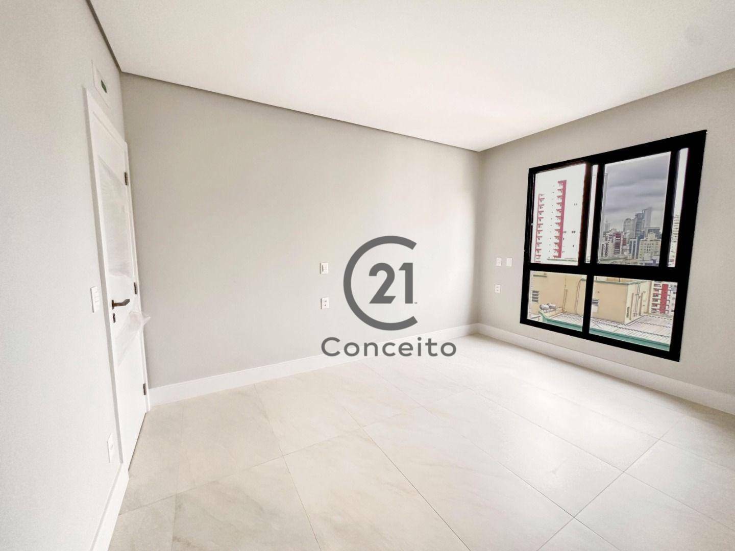 Apartamento à venda com 4 quartos, 133m² - Foto 15