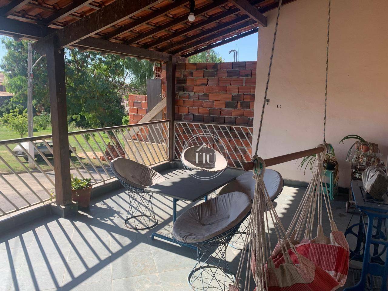Casa à venda com 2 quartos, 200m² - Foto 12