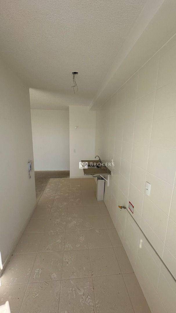 Apartamento à venda com 2 quartos, 45m² - Foto 12