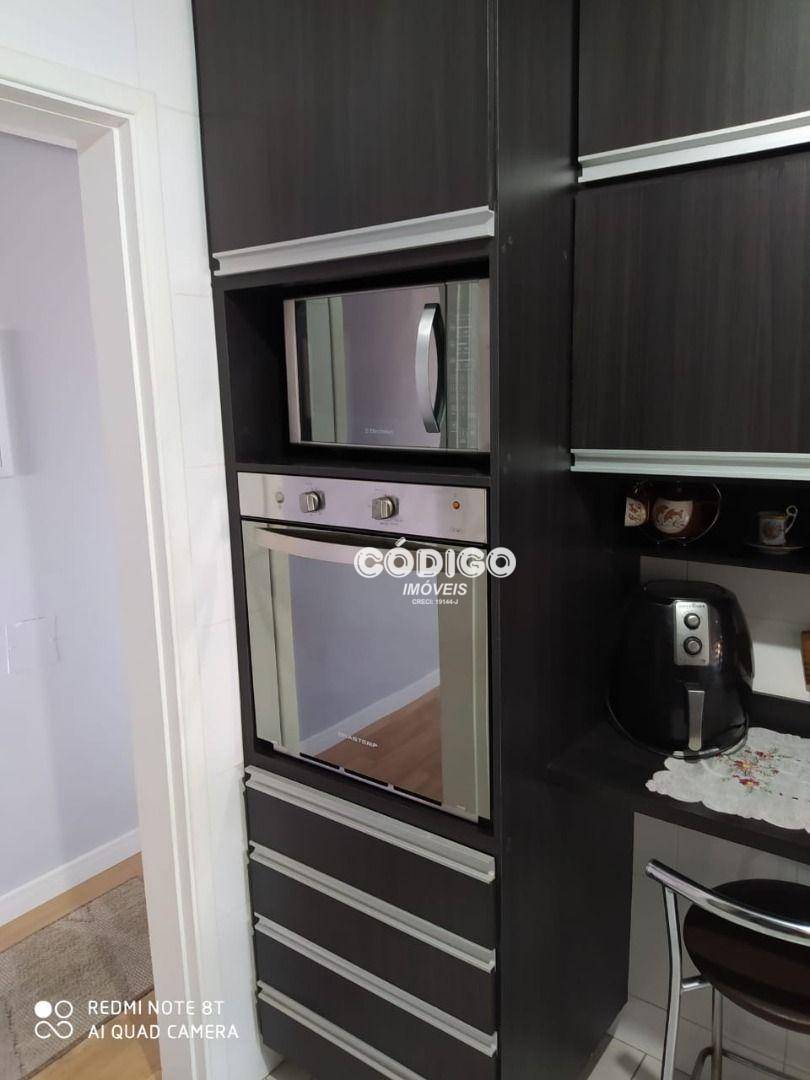 Apartamento à venda com 2 quartos, 58m² - Foto 17