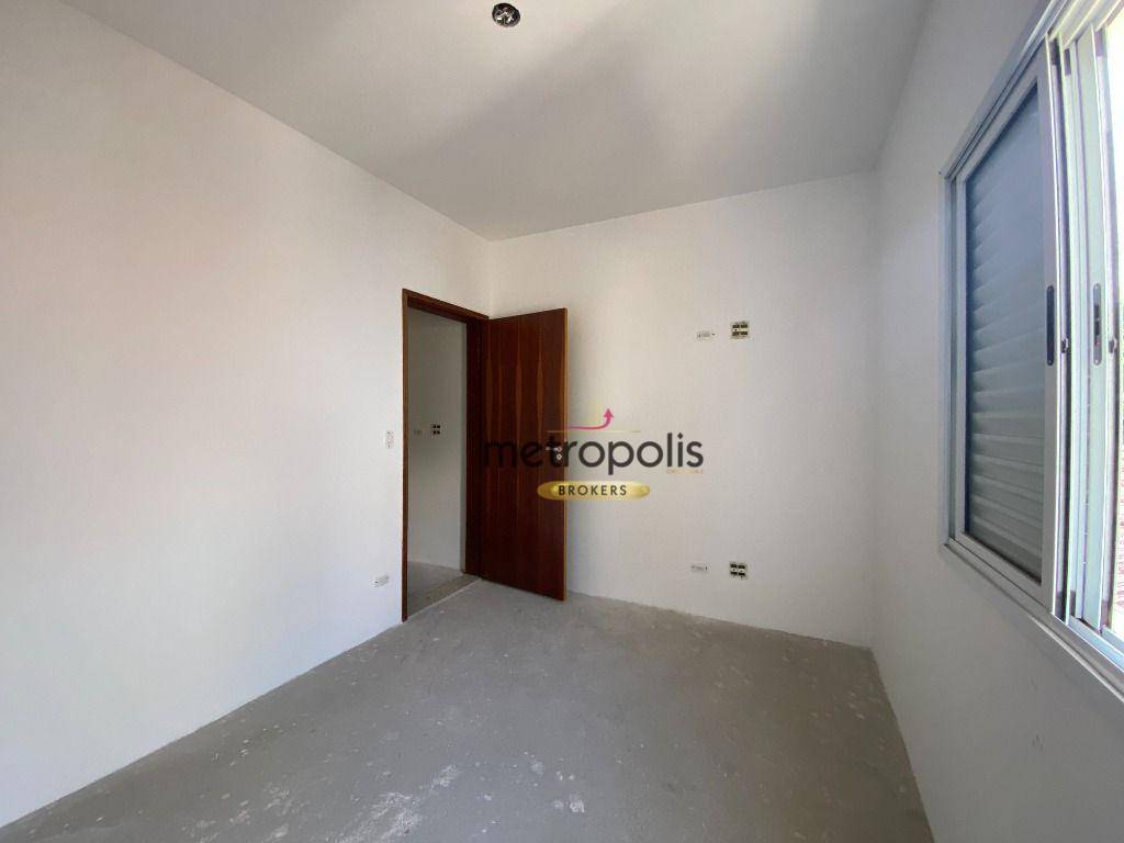 Sobrado à venda com 3 quartos, 194m² - Foto 14