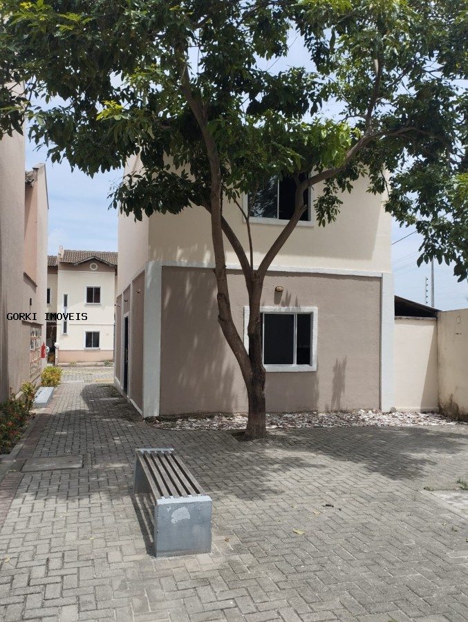 Casa à venda com 2 quartos, 60m² - Foto 45
