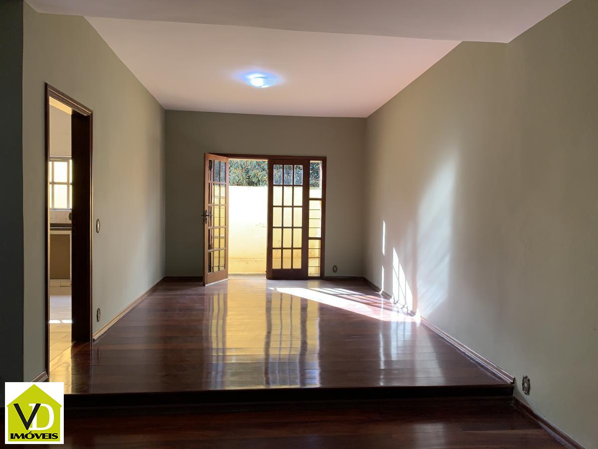 Sobrado à venda com 3 quartos, 240m² - Foto 6