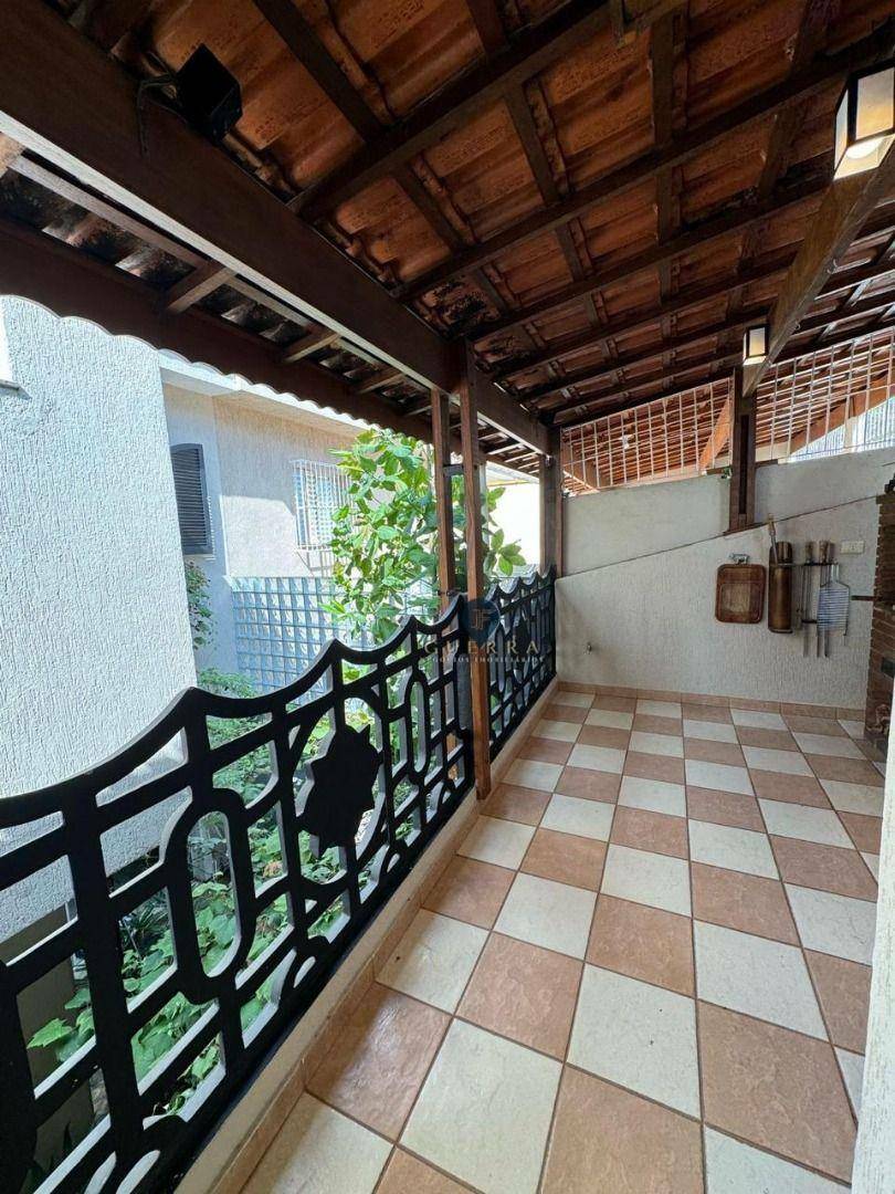 Sobrado à venda com 3 quartos, 154m² - Foto 27