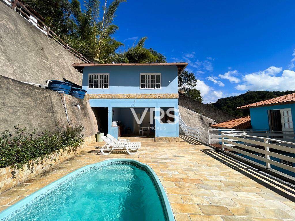 Casa à venda com 5 quartos, 220m² - Foto 63