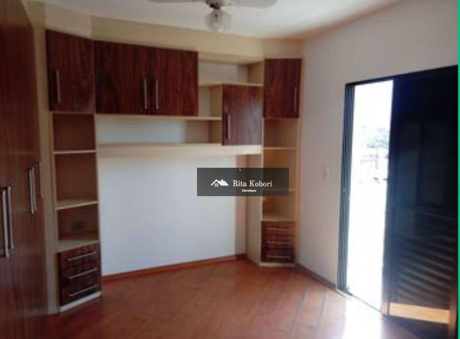 Apartamento à venda com 2 quartos, 70m² - Foto 2