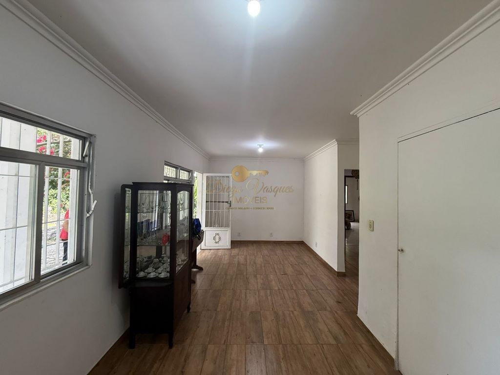 Casa à venda com 4 quartos, 3597m² - Foto 7
