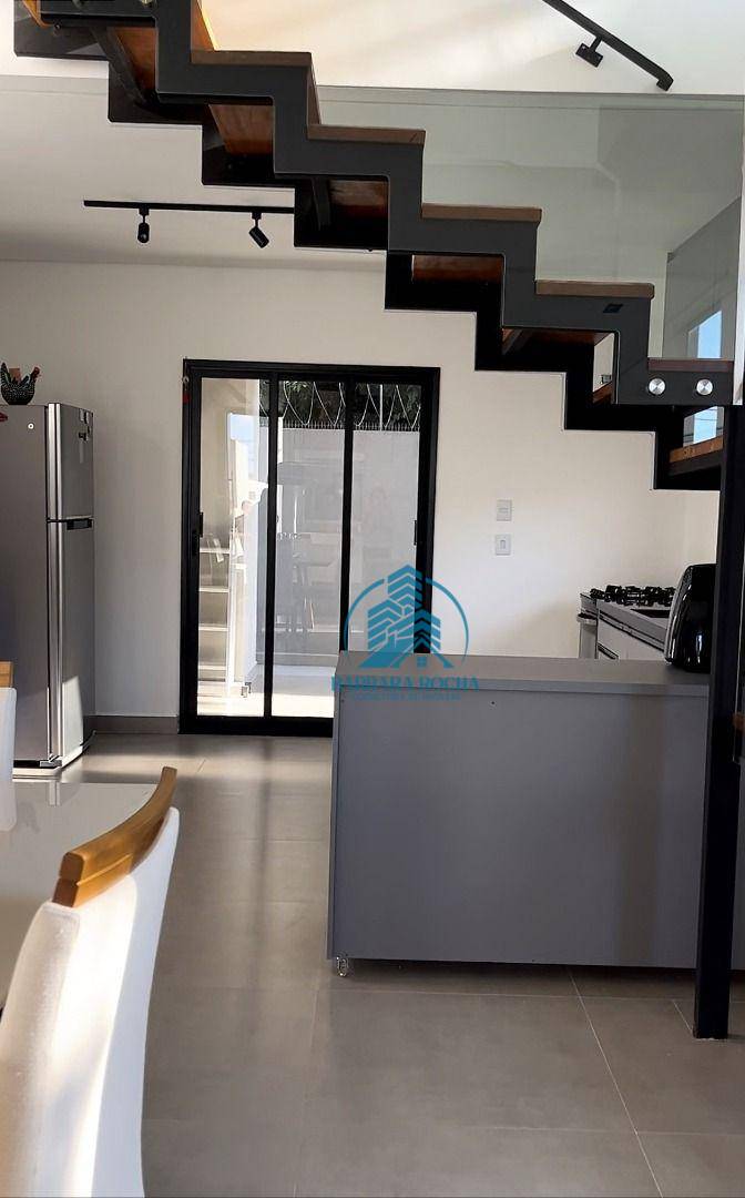 Casa à venda com 3 quartos, 133m² - Foto 12